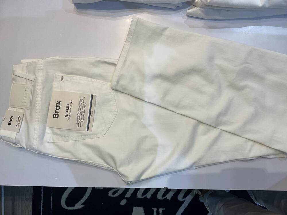 NEW BRAX men's modern fit hi flex pants in white